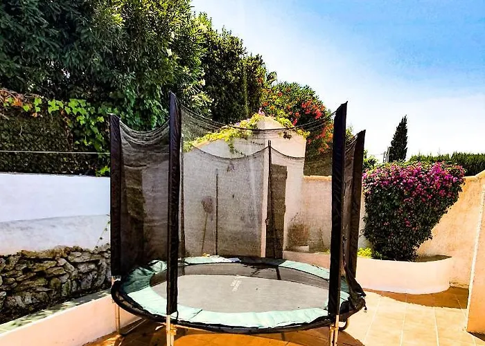 Elisa Willa Balcon del Mar